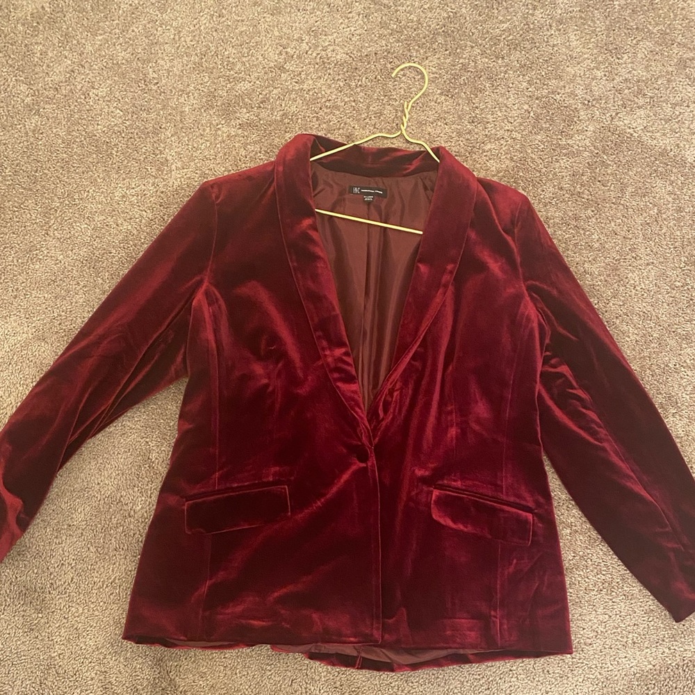 Beautiful lightly worn velvet blazer (burgundy)!